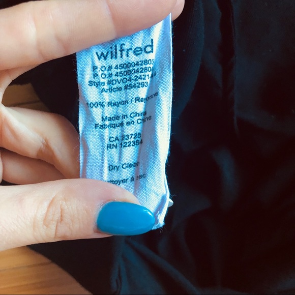 Aritzia Wilfred Long Sleeve High/Low Blouse - Picture 4 of 4